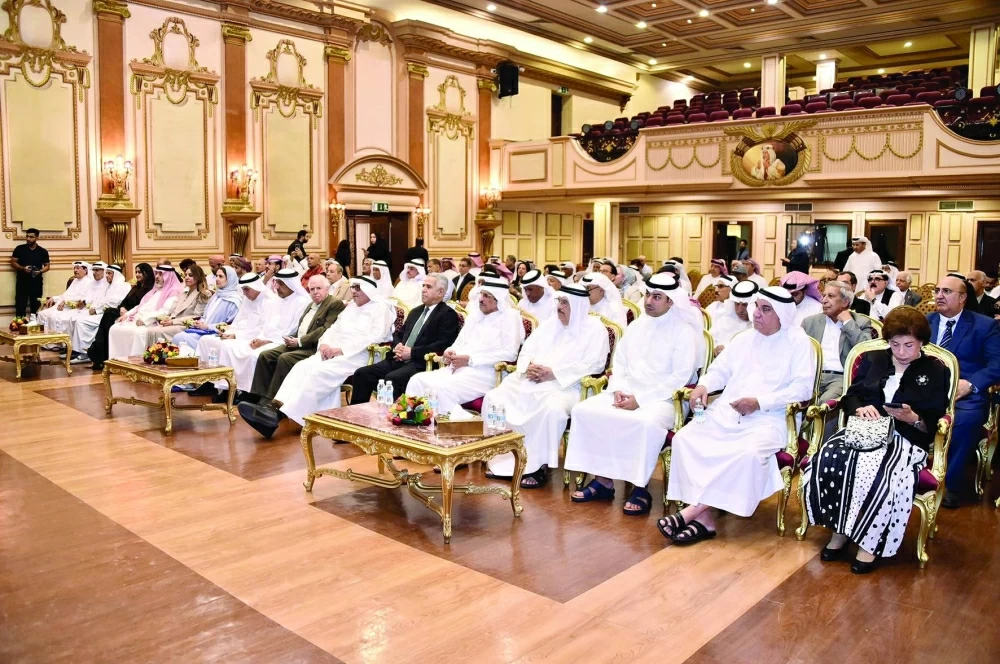 المفكر الرميحي: المنطقة بين سرديتين توسعيتين.. والتنوير المخرج