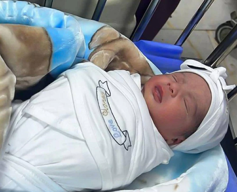 معجزة الأمومة لعراقية تبلغ من العمر 40 عاماً بعد 17 عاماً من العقم