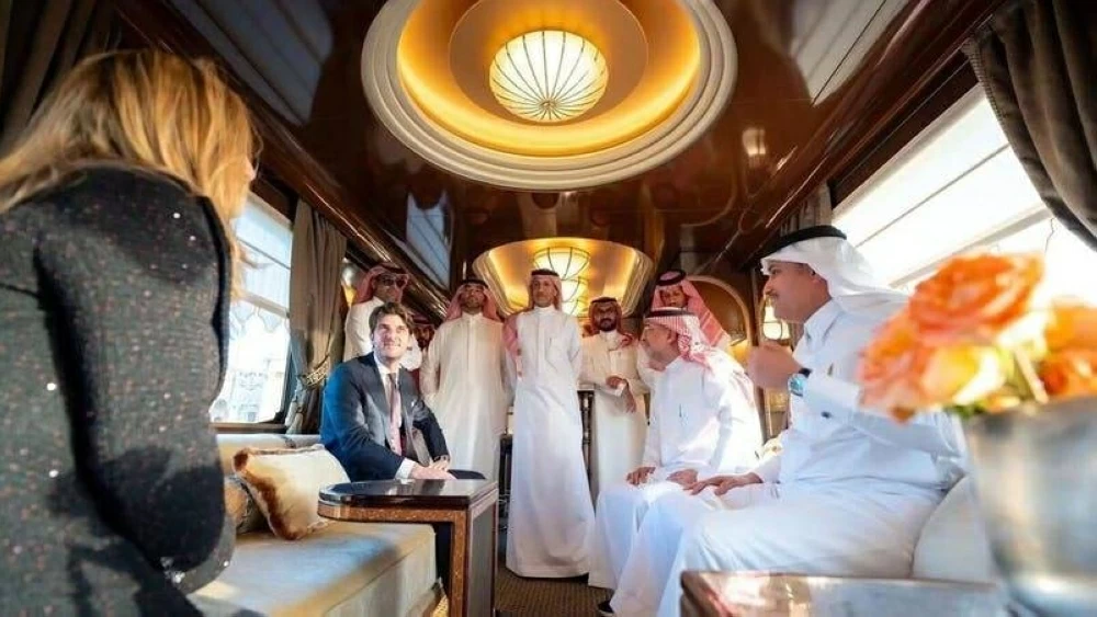 &laquo;حلم الصحراء&raquo; قطار 5 نجوم يجسد فخامة السفر السعودي