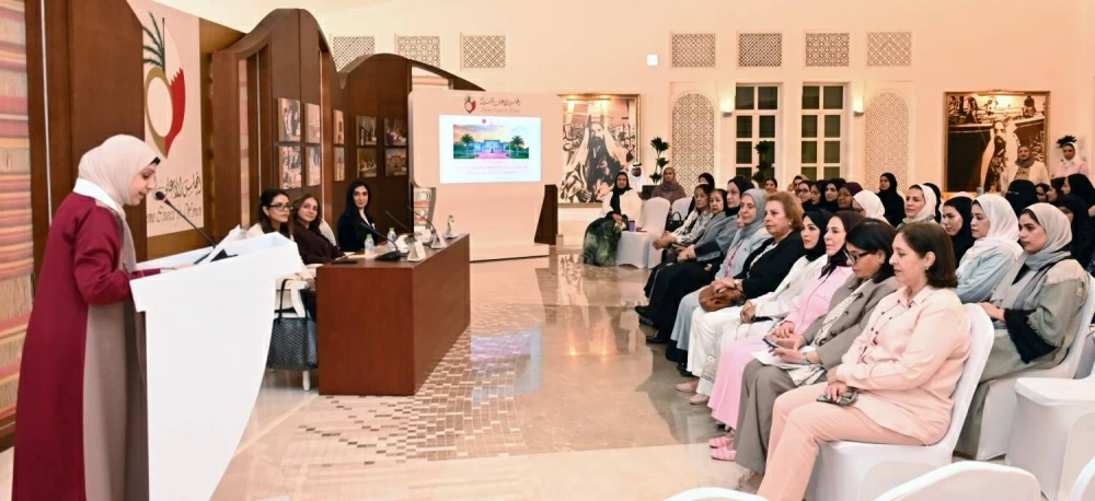 أمانة "الأعلى للمرأة" تنظم برنامجا توعويا حول الوقاية والفحص المبكر عن سرطان الثدي