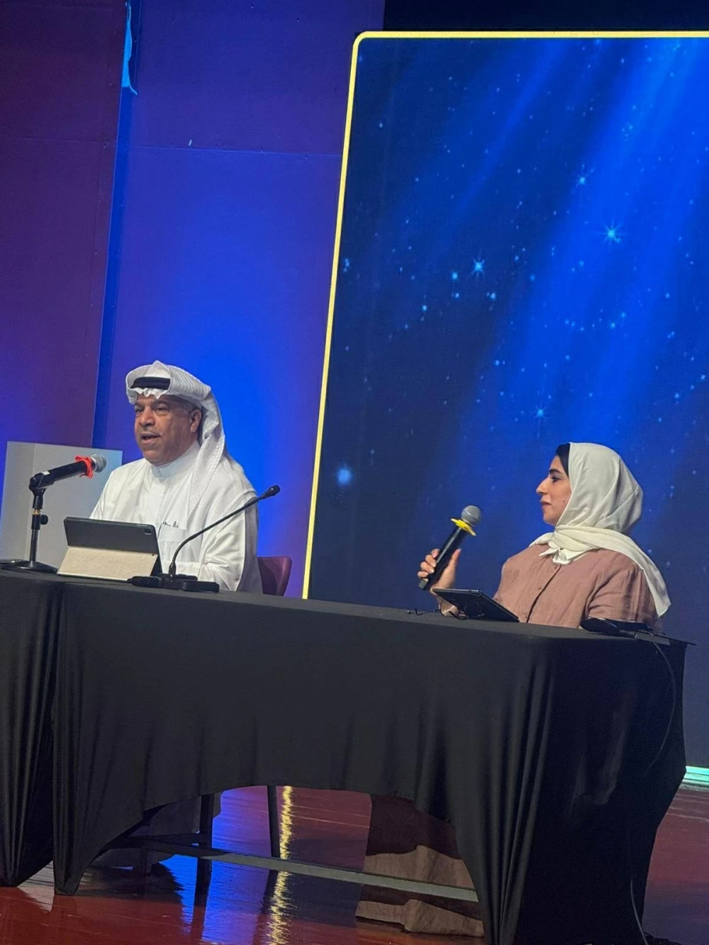 وفد جمعية الصداقة للمكفوفين يضيء ملتقى &laquo;النور في الثقافة&raquo; بإبداعات فنية وفكرية