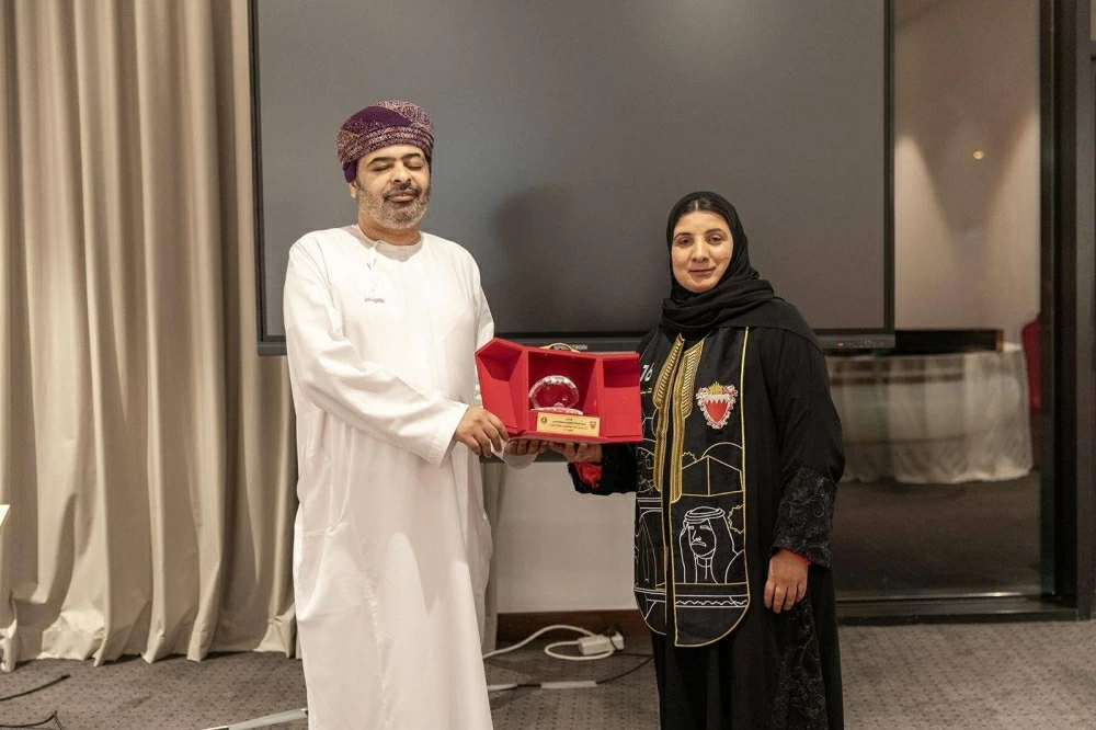 وفد جمعية الصداقة للمكفوفين يضيء ملتقى &laquo;النور في الثقافة&raquo; بإبداعات فنية وفكرية