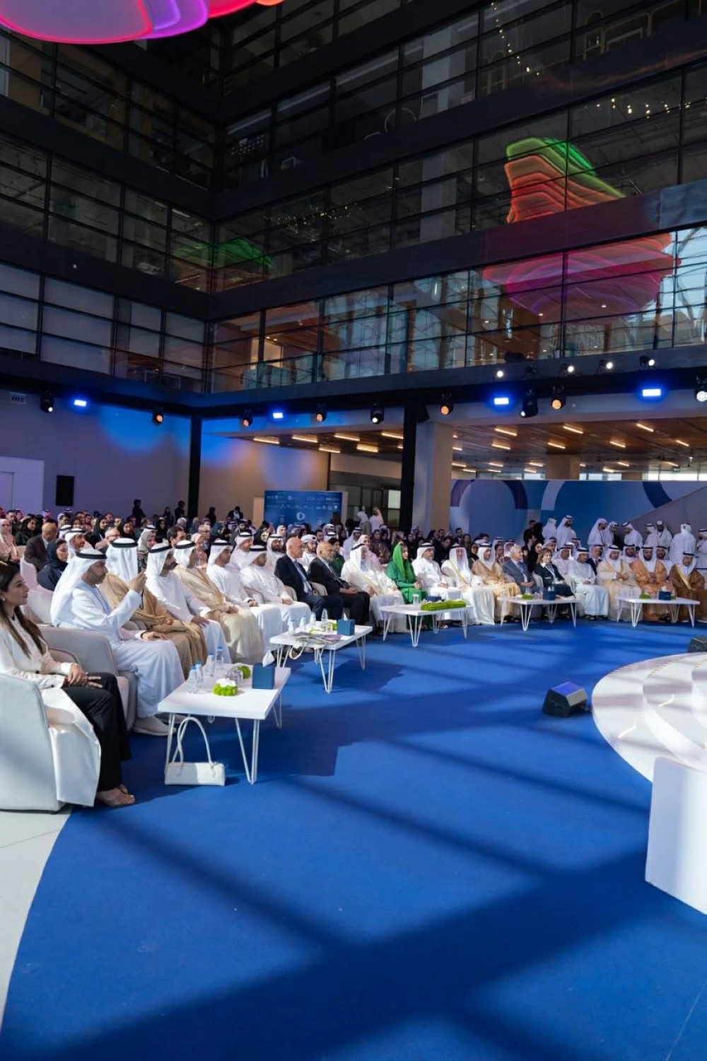 سلطان القاسمي يشهد إنطلاق سلسلة منتدى "الشارقة محطة المستقبل: الرعاية الصحية"