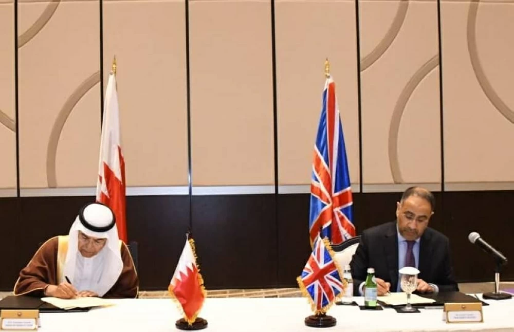 وزير شؤون الدفاع يترأس الجانب البحريني في ختام الاجتماع الثلاثون للجنة البحرينية البريطانية العسكرية