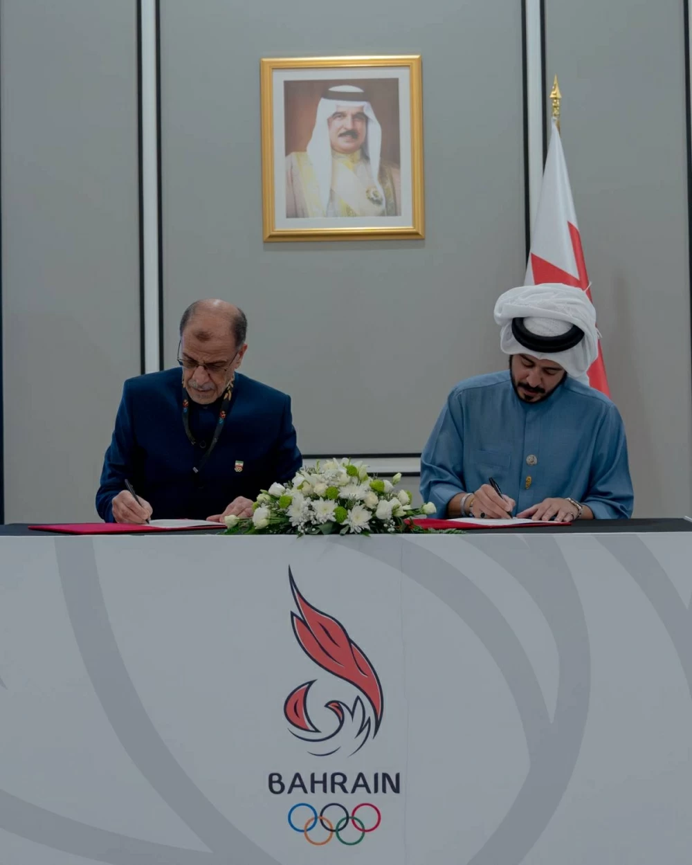 اللجنة الأولمبية البحرينية توقع مذكرتي تفاهم رياضي مع اللجنتين الأولمبيتين الإندونيسية والإيرانية