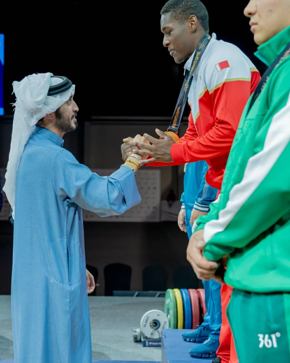 خالد بن حمد يشيد بإنجازات أبطال البحرين في دورة الألعاب الآسيوية للشباب