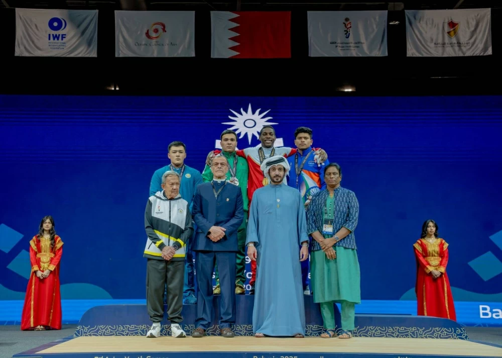 خالد بن حمد يشيد بإنجازات أبطال البحرين في دورة الألعاب الآسيوية للشباب