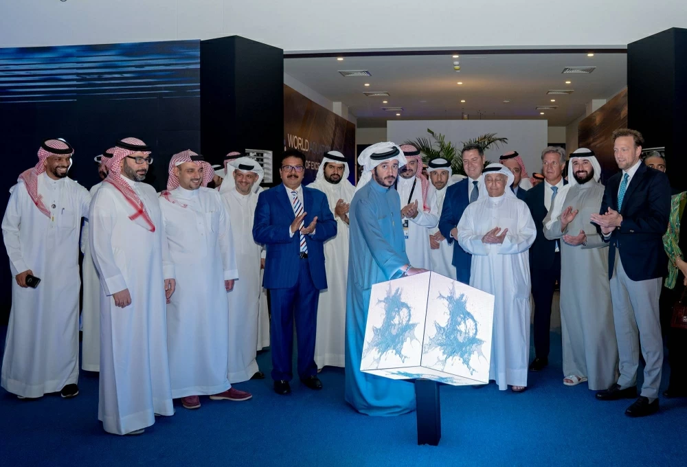 بالشراكة مع الاتحاد الدولي ومجموعة GFH واللجنة الأولمبيةخالد بن حمد يفتتح مركز التميز الدولي للرياضات المائية