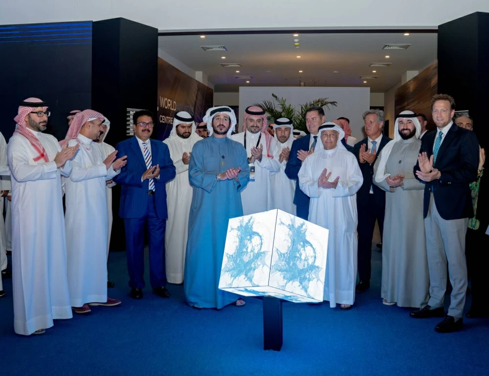 بالشراكة مع الاتحاد الدولي ومجموعة GFH واللجنة الأولمبيةخالد بن حمد يفتتح مركز التميز الدولي للرياضات المائية