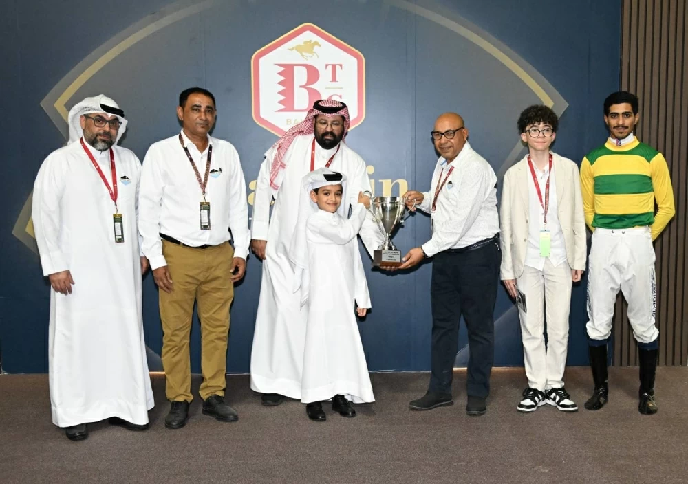 انطلاقة مثيرة وأجواء مميزة في افتتاح موسم سباقات الخيل الجديد