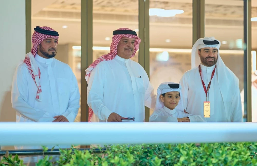 انطلاقة مثيرة وأجواء مميزة في افتتاح موسم سباقات الخيل الجديد