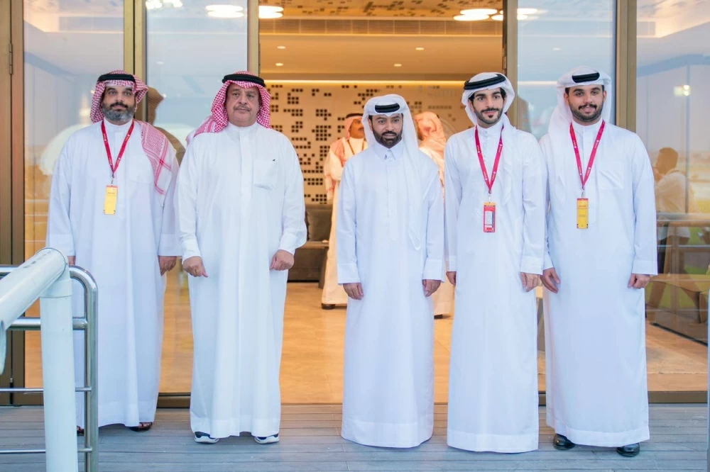 انطلاقة مثيرة وأجواء مميزة في افتتاح موسم سباقات الخيل الجديد