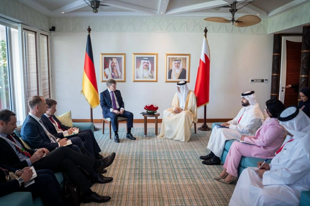 وزير الخارجية يلتقي مع وزير الخارجية الألماني