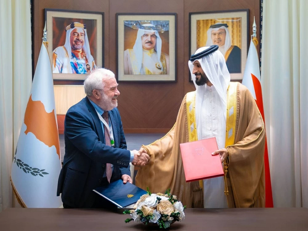 &nbsp;ناصر بن حمد يوقّع مذكرة تفاهم أمنية مع مجلس الأمن القومي القبرصي