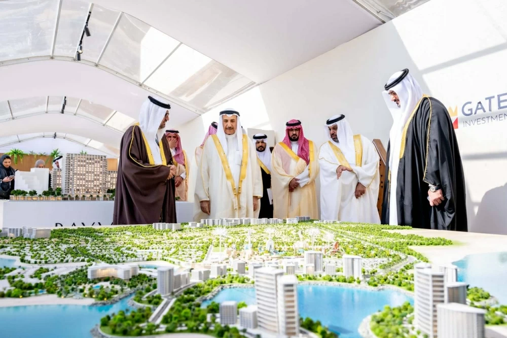 نيابة عن ولي العهد رئيس الوزراء.. خالد بن عبد الله يفتتح منتدى بوابة الخليج 2025