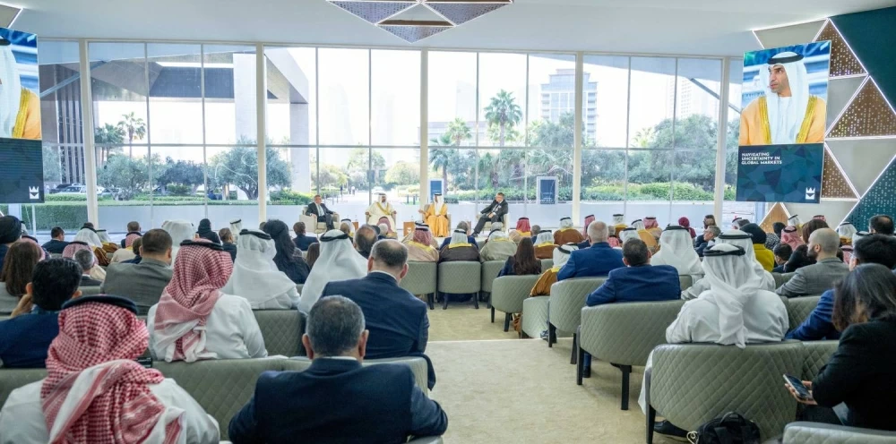 نيابة عن ولي العهد رئيس الوزراء.. خالد بن عبد الله يفتتح منتدى بوابة الخليج 2025