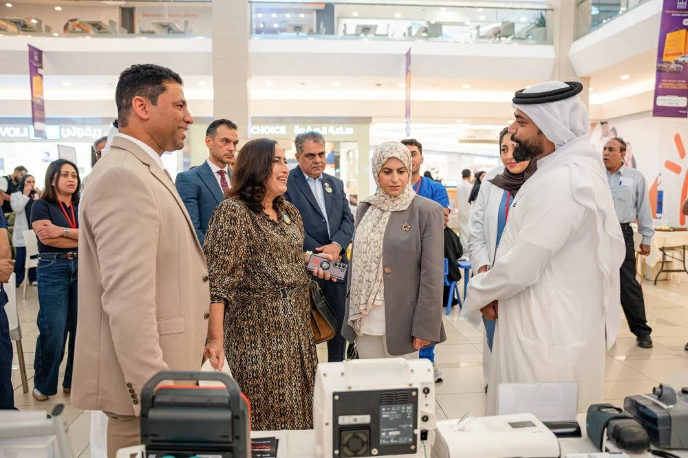 المستشفيات الحكومية تنظم فعالية توعوية بمجمع الواحة بمناسبة أسبوع الرعاية التنفسية العالمي