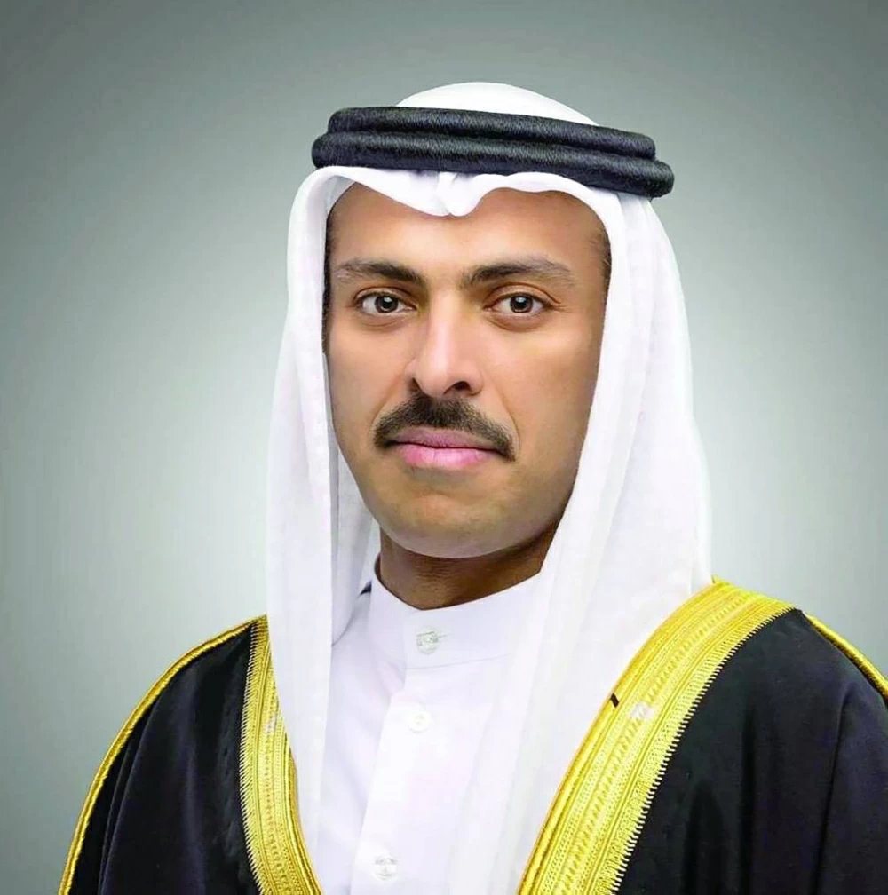 وزير الإعلام يهنئ فيصل العلي بتعيينه رئيساً لتحرير &laquo;الوطن&raquo;