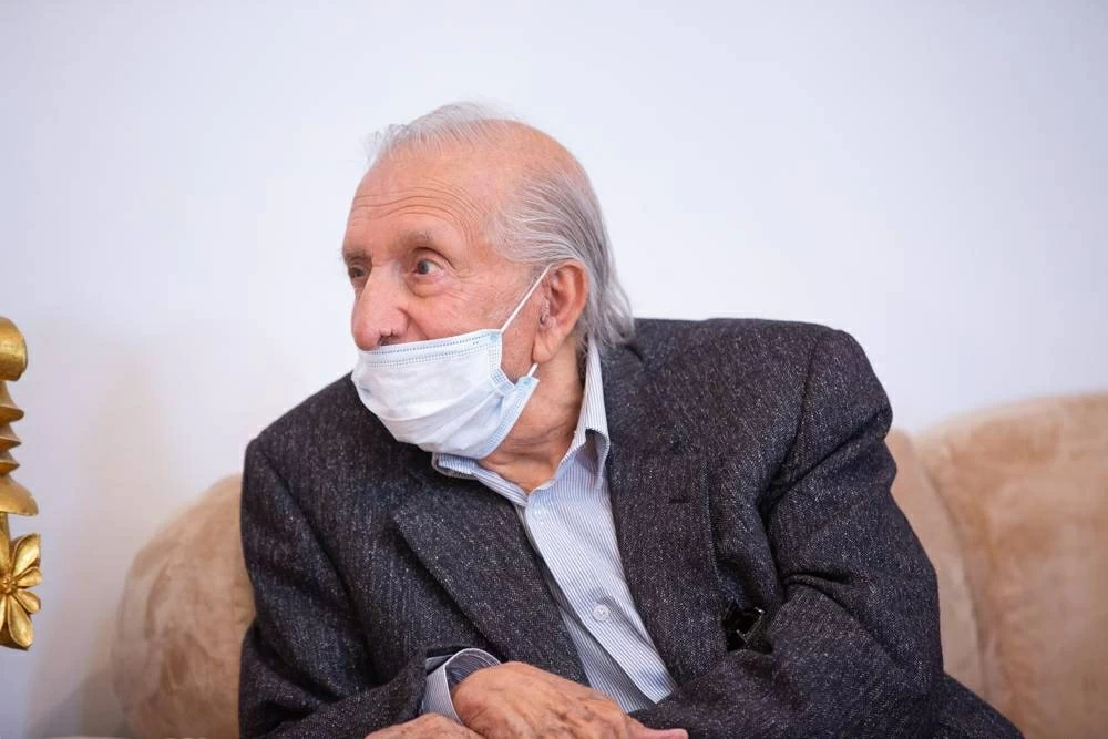 بين فخرو والحواج: ثنائية الرؤى وتكامل المسارات في تعليم البحرين