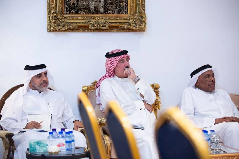 بين فخرو والحواج: ثنائية الرؤى وتكامل المسارات في تعليم البحرين