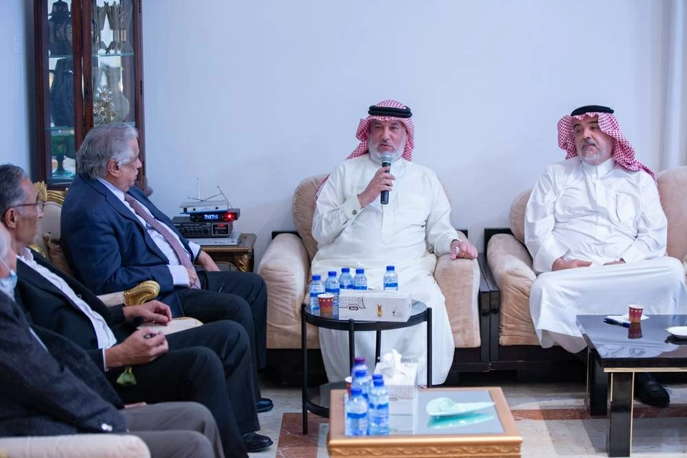 بين فخرو والحواج: ثنائية الرؤى وتكامل المسارات في تعليم البحرين