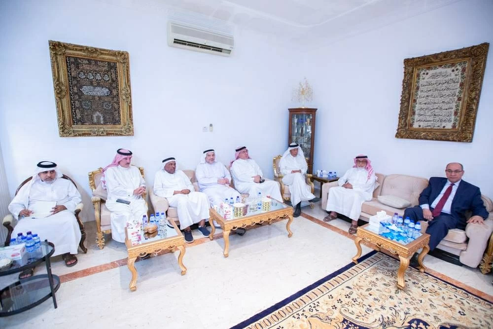 بين فخرو والحواج: ثنائية الرؤى وتكامل المسارات في تعليم البحرين