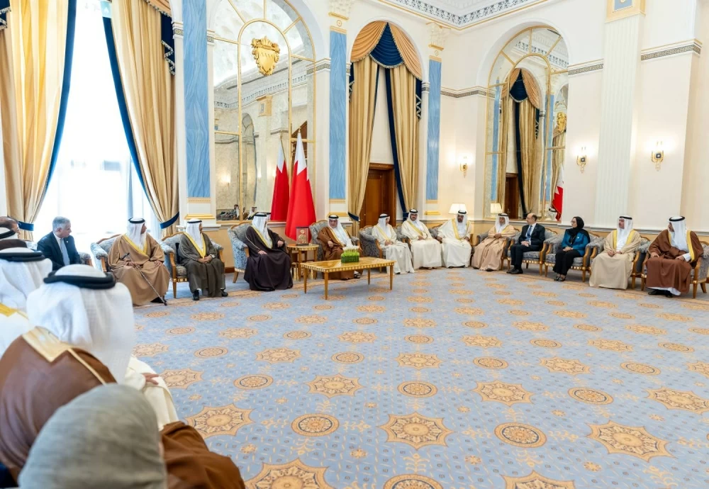 ولي العهد رئيس مجلس الوزراء يلتقي رئيسي مجلسي &laquo;النواب&raquo; و&laquo;الشورى&raquo; وعدداً من الأعضاء