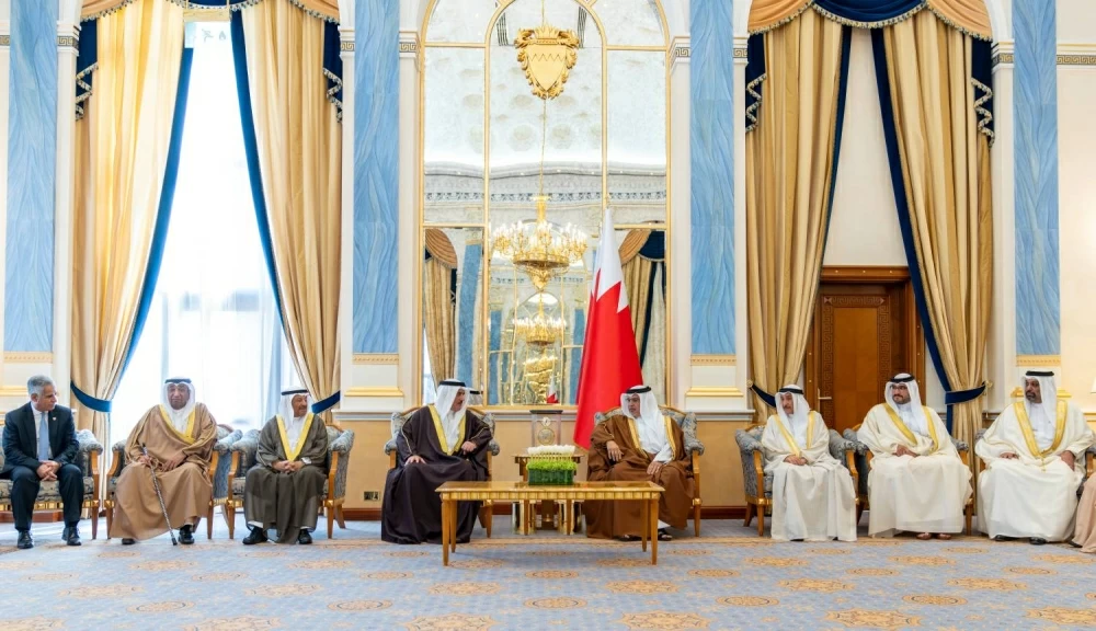 ولي العهد رئيس مجلس الوزراء يلتقي رئيسي مجلسي &laquo;النواب&raquo; و&laquo;الشورى&raquo; وعدداً من الأعضاء