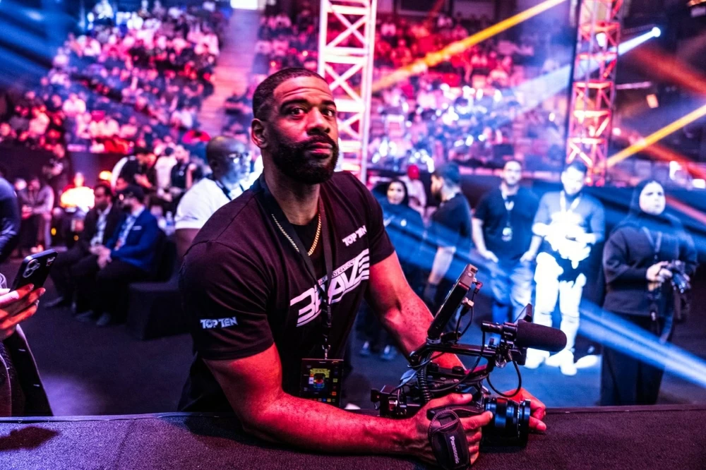 انطلاق أولى فعاليات النسخة المئوية لـ BRAVE CF بافتتاح معرض الجماهير FAN EXPO