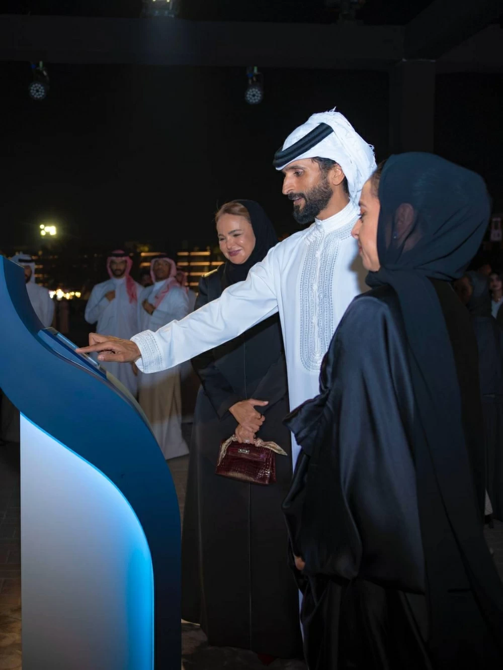 ناصر بن حمد: "إنجاز البحرين" شريك أساس بتمكين الكفاءات الوطنية ومواكبة المستقبل