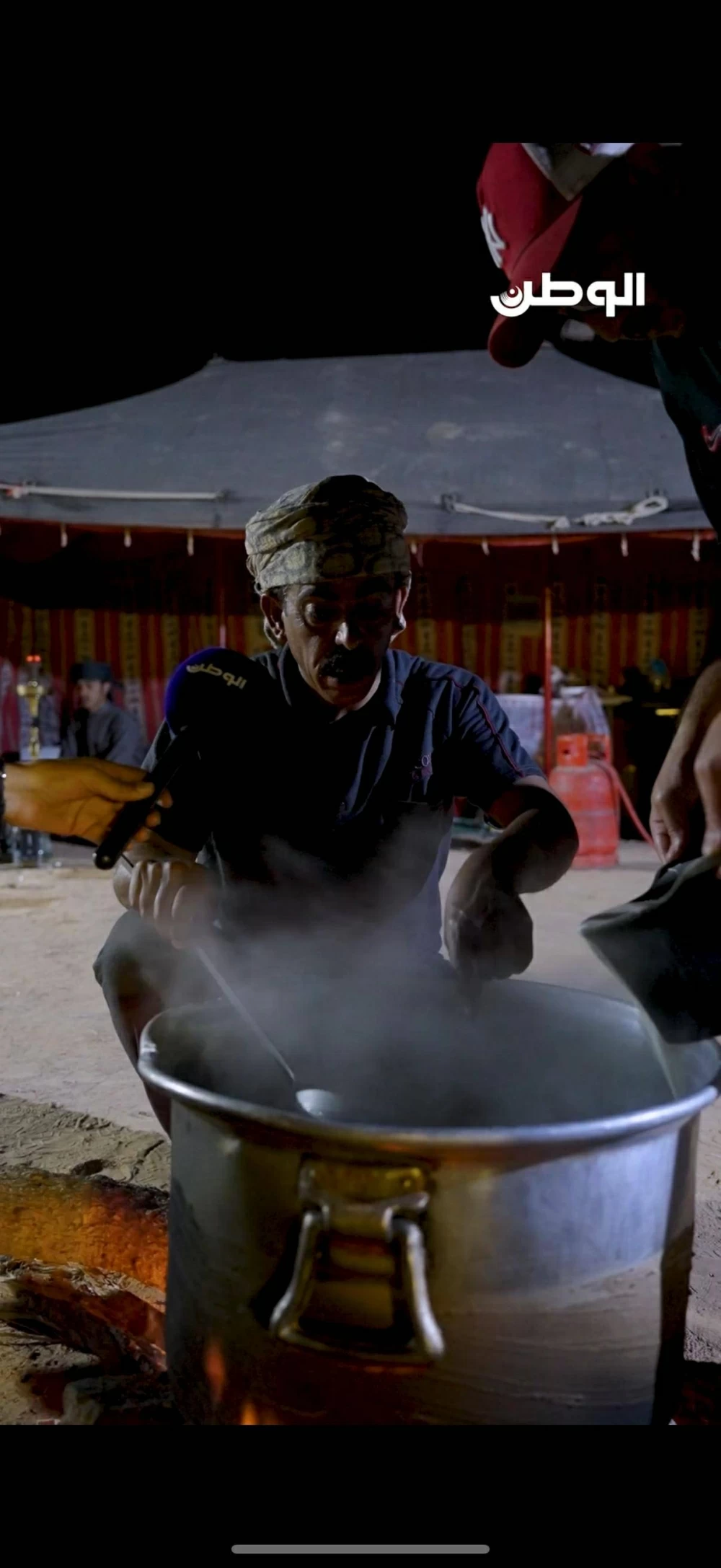 &laquo;الوطن&raquo; تُوثّق تجربة المنسف والقهوة العربية في بادية الأردن