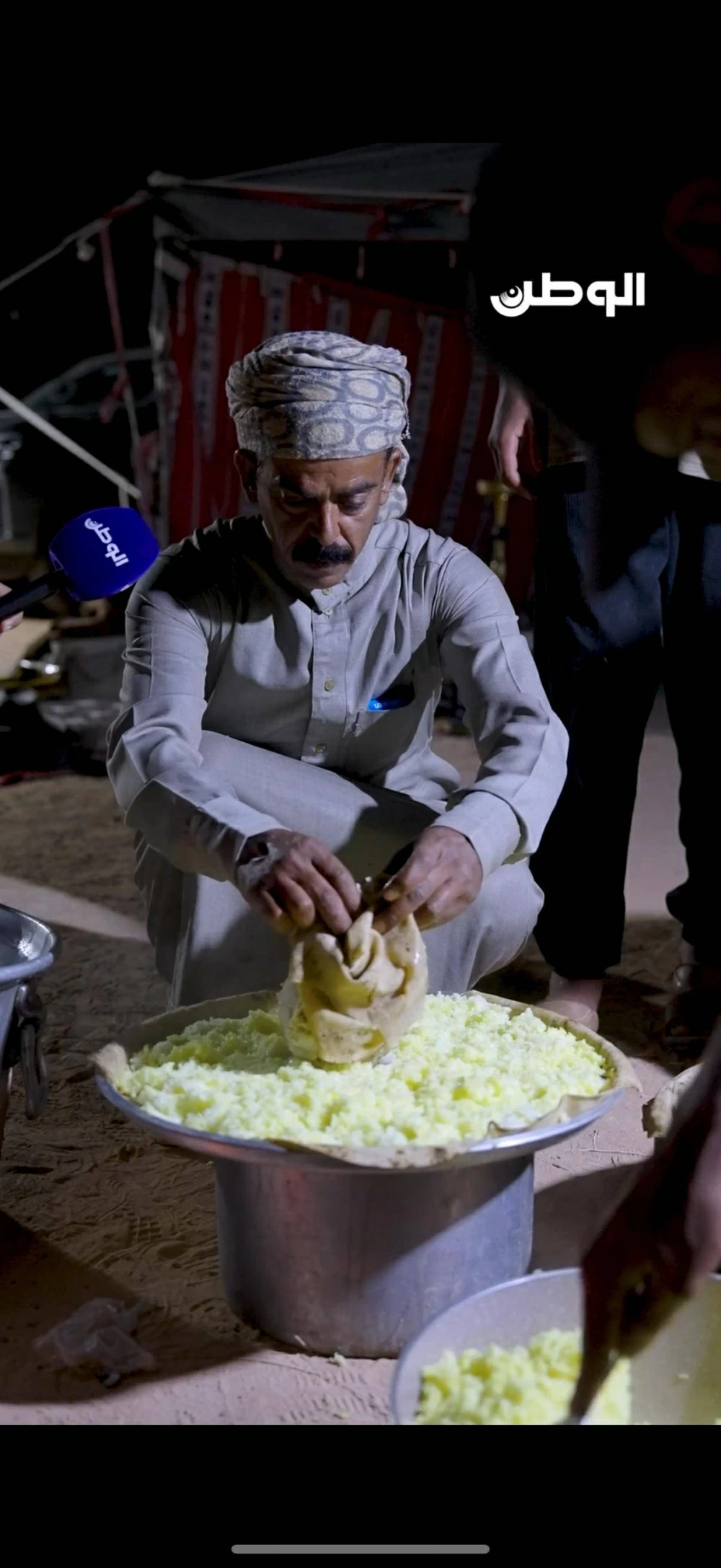 &laquo;الوطن&raquo; تُوثّق تجربة المنسف والقهوة العربية في بادية الأردن