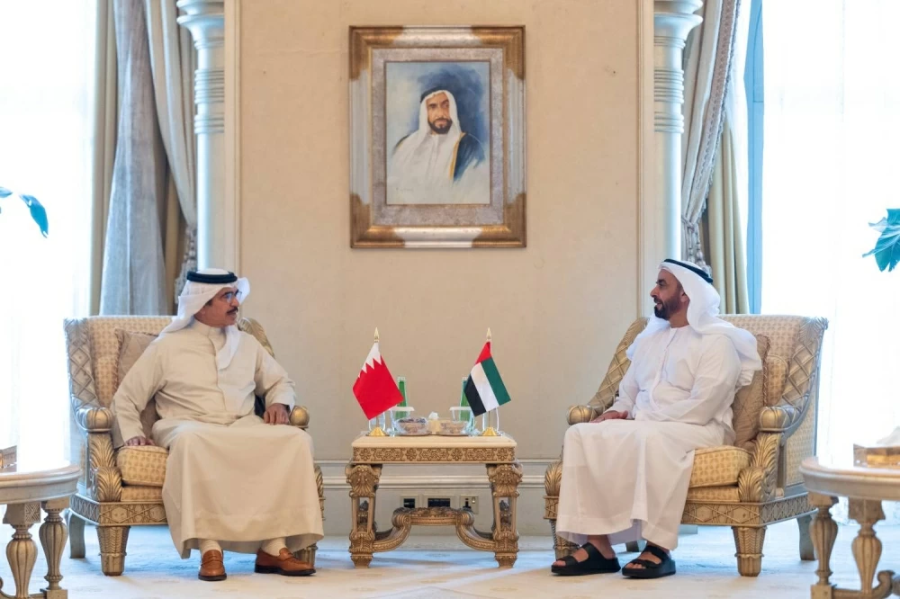 وزير الداخلية يشكر سيف بن زايد لحضوره التمرين الميداني الأول لدول التحالف في البحرين