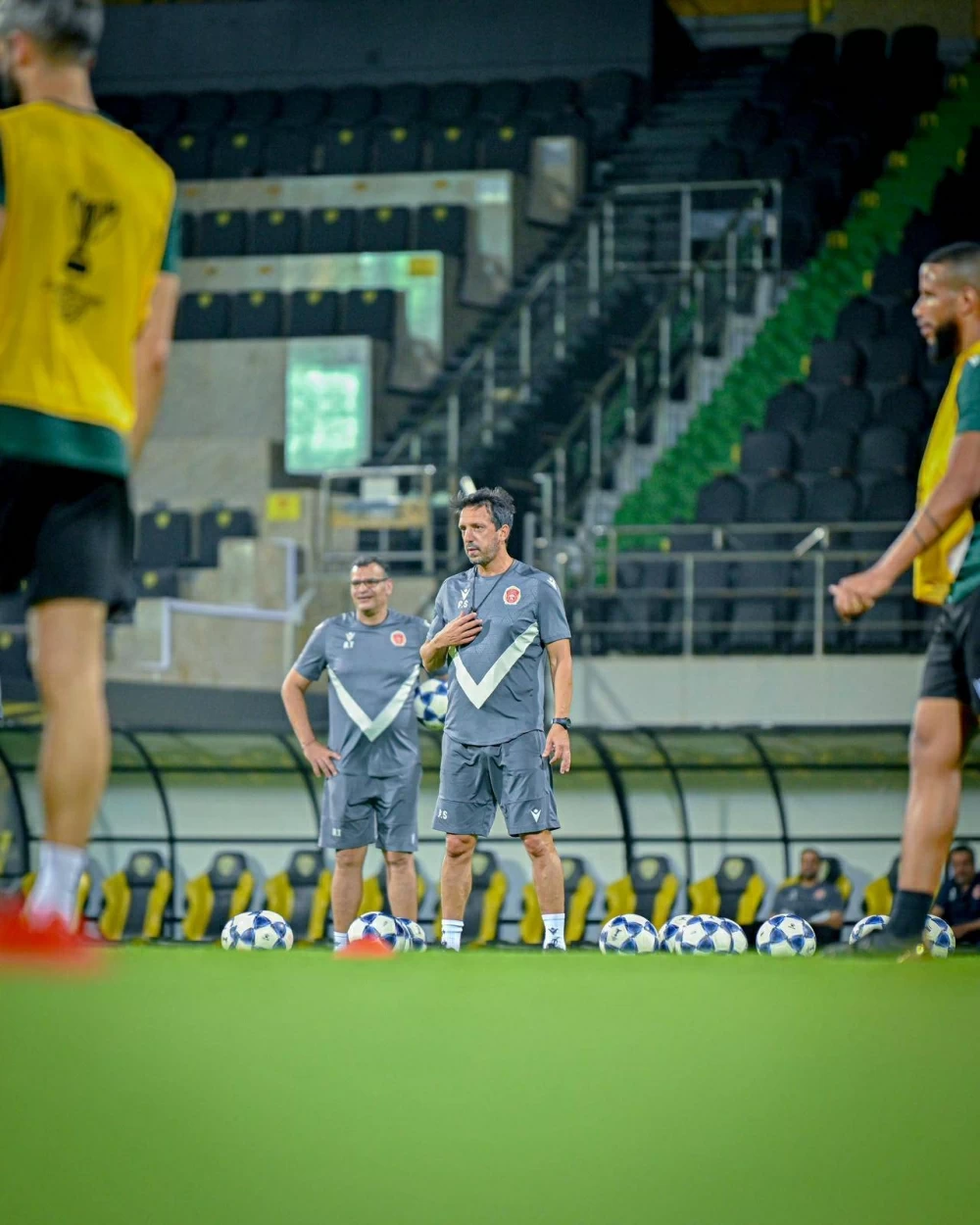 المحرق يواجه الوصل في مباراة مهمة للتأهل إلى الدور القادم