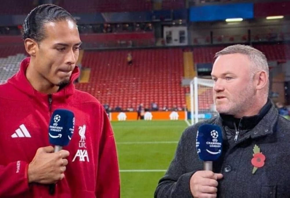 فان دايك يرد على واين روني بعد &laquo;انتقادات كسولة&raquo; لقيادة ليفربول