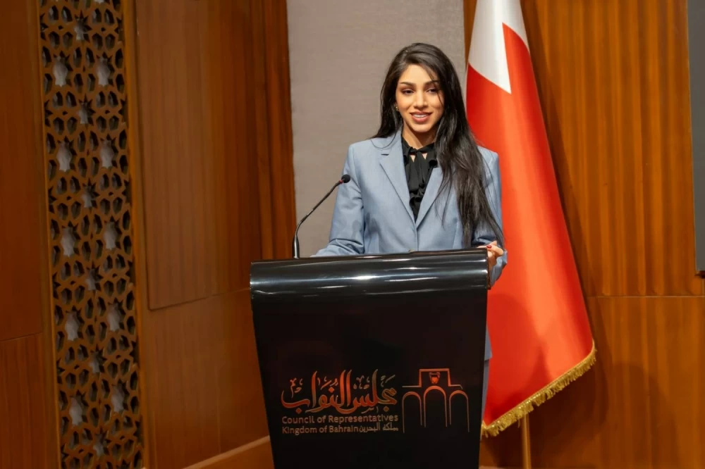 أمانة النواب تستقبل وفدًا من مساعدي البرلمانيين البريطانيين