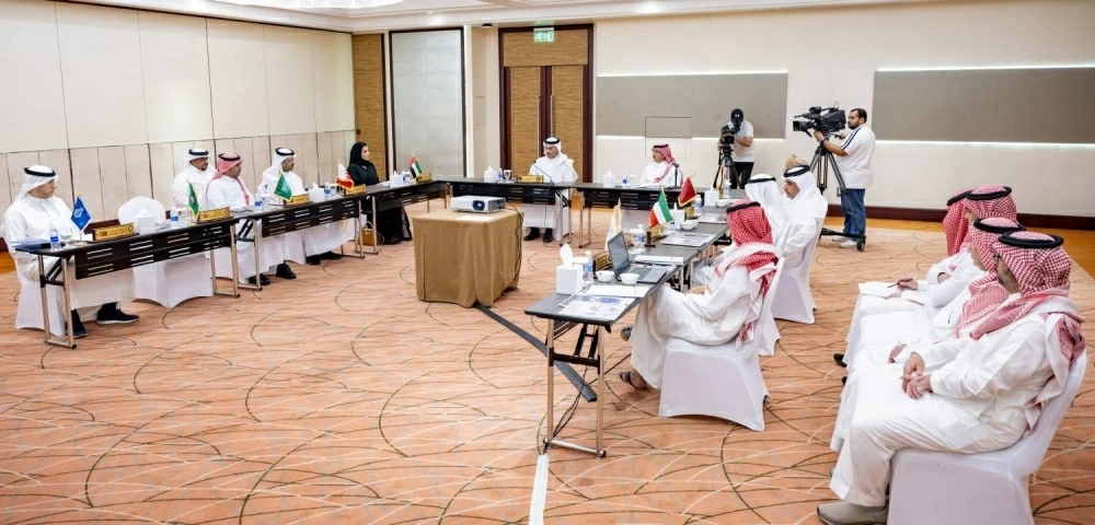 وزير الإعلام يرأس الاجتماع الثاني للجنة الدائمة لمهرجان الخليج للإذاعة والتلفزيون