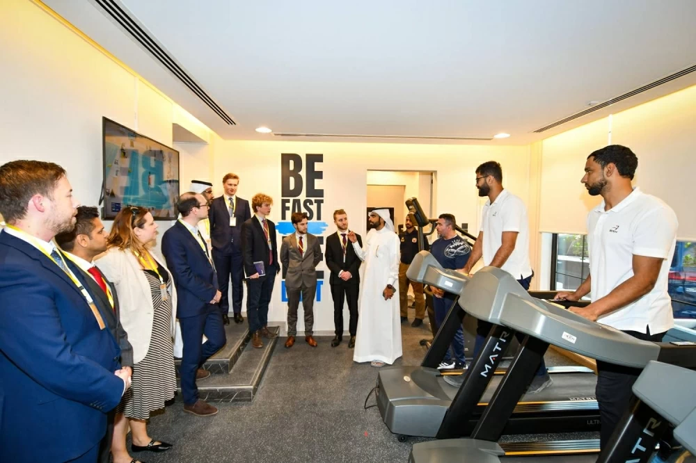 مدير عام تنفيذ الأحكام والعقوبات البديلة يستقبل وفدًا برلمانيًا من المملكة المتحدة