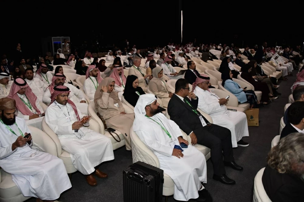 خبراء: التعاون وتبنّي الذكاء الاصطناعي الآمن من أجل حماية الفضاء الرقمي العربي