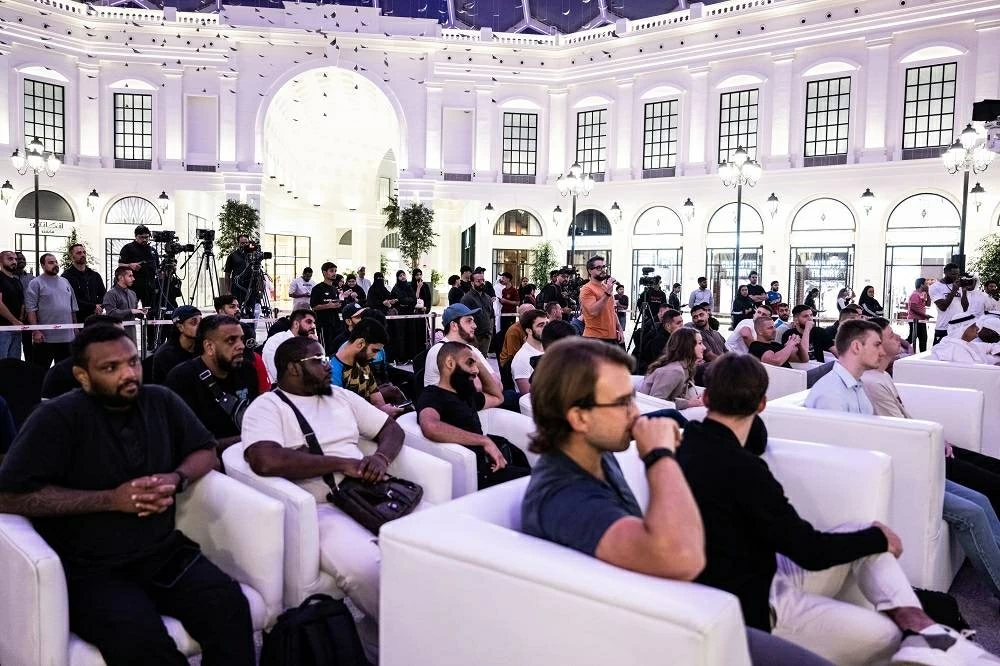 المؤتمر الصحافي لـ&laquo;BRAVE 100&raquo; يشعل الأجواء قبل النزالات المرتقبة