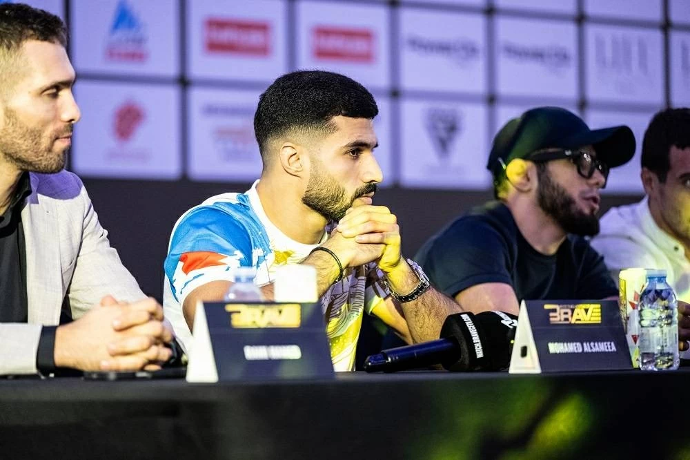 المؤتمر الصحافي لـ&laquo;BRAVE 100&raquo; يشعل الأجواء قبل النزالات المرتقبة