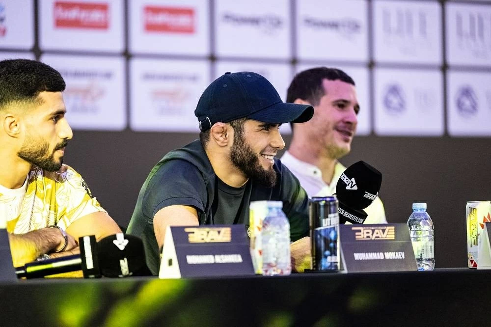 المؤتمر الصحافي لـ&laquo;BRAVE 100&raquo; يشعل الأجواء قبل النزالات المرتقبة