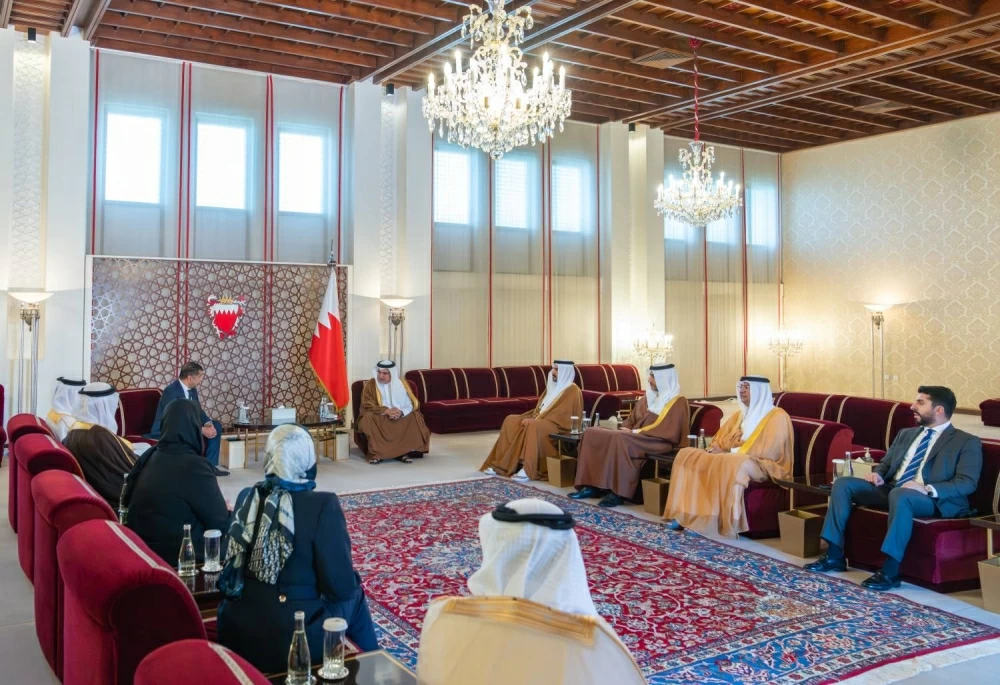 ولي العهد رئيس الوزراء: البحرين ماضية في تبني المبادرات التي تعزز المنجزات الحقوقية