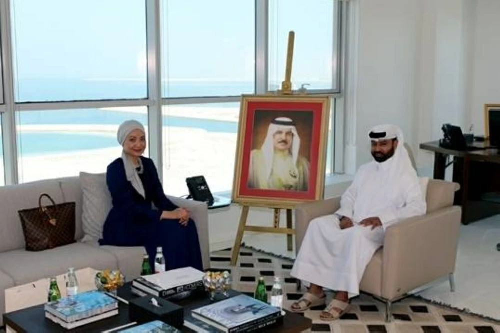 فيصل بن راشد يستقبل القائم بأعمال سفارة بروناي دار السلام لدى البحرين