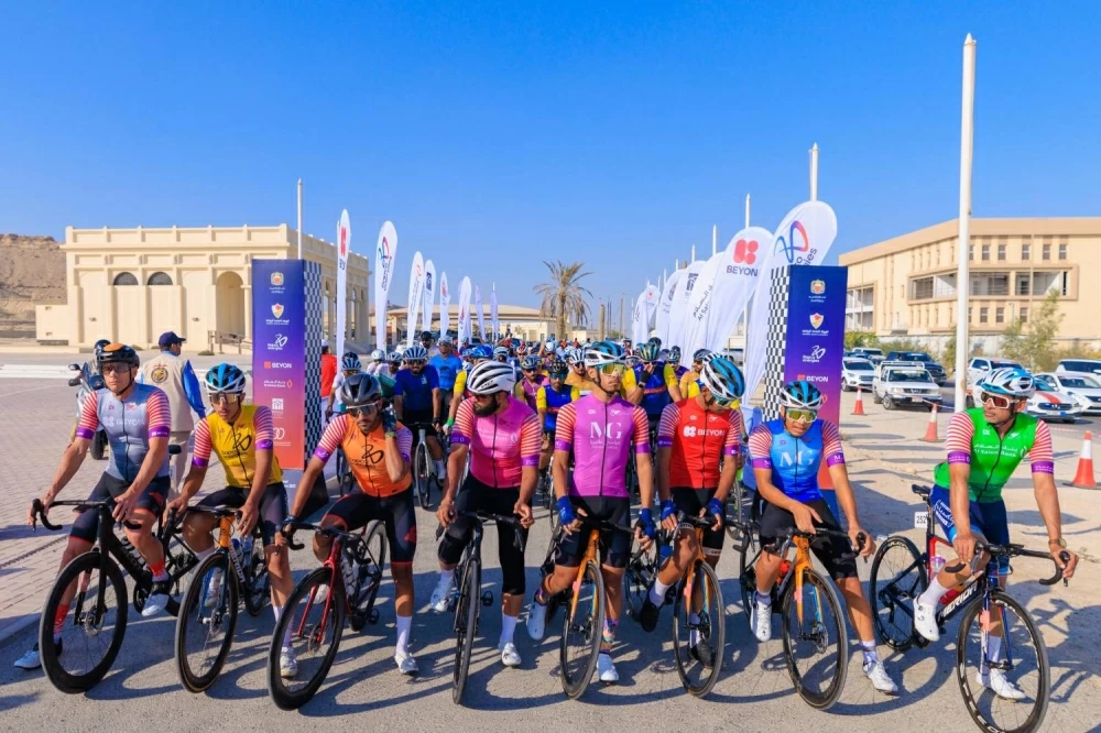 منافسة مثيرة في المرحلة الثانية من طواف ناصر بن حمد للدراجات الهوائية