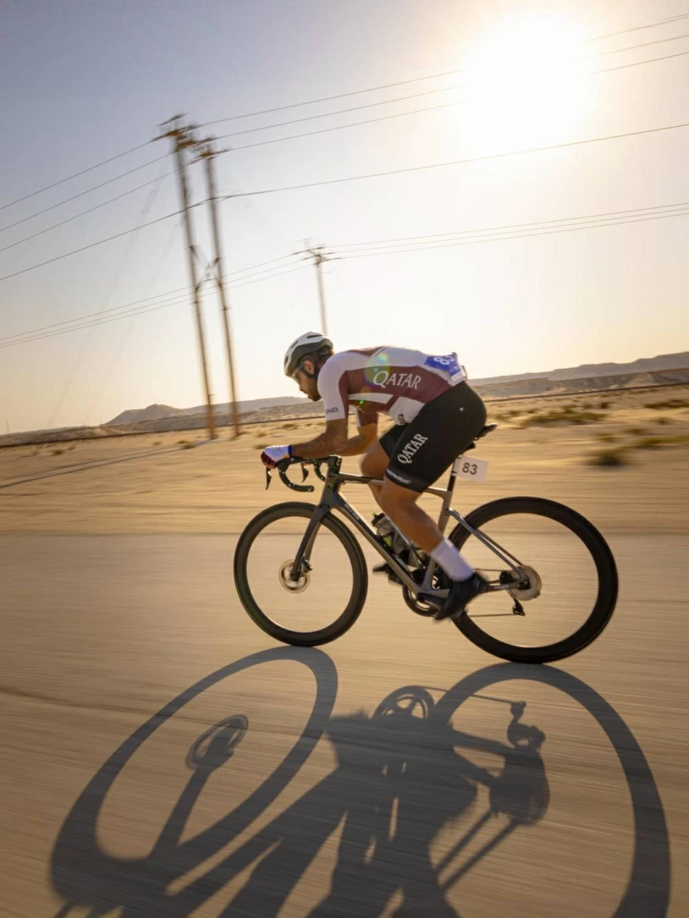 منافسة مثيرة في المرحلة الثانية من طواف ناصر بن حمد للدراجات الهوائية