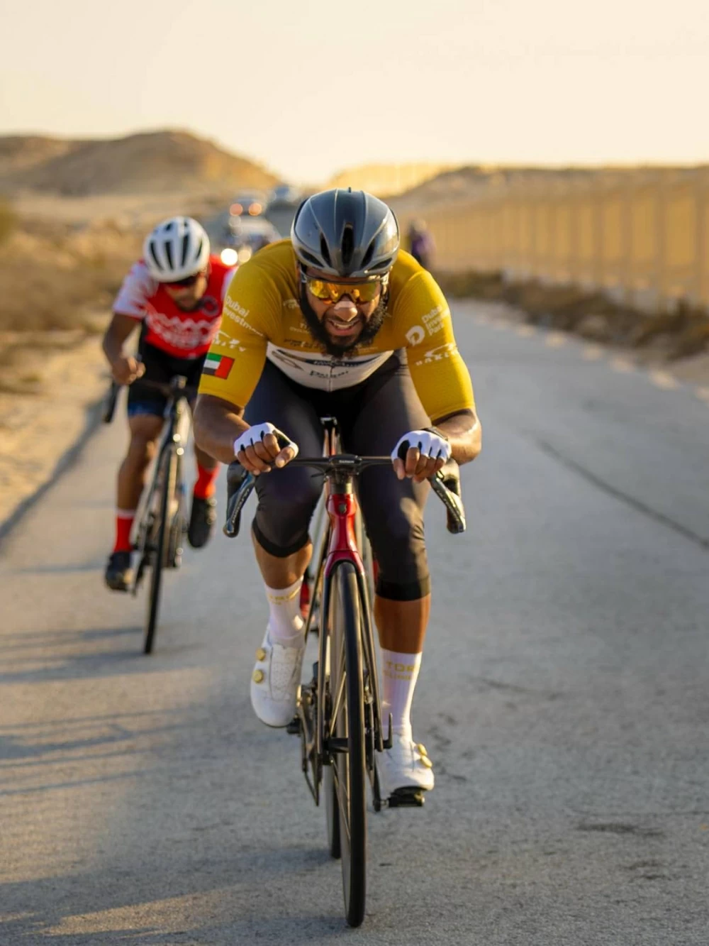 منافسة مثيرة في المرحلة الثانية من طواف ناصر بن حمد للدراجات الهوائية