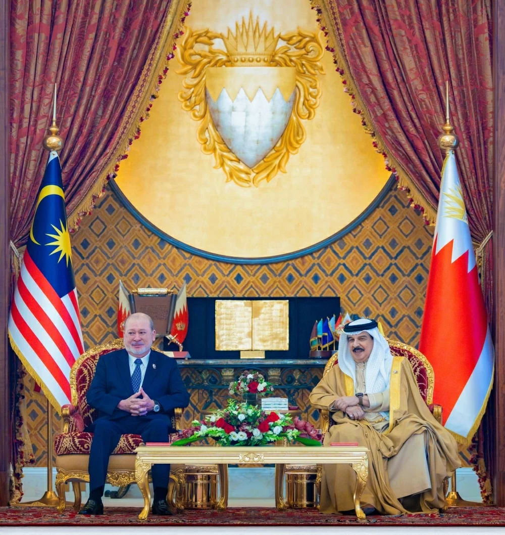 جلالة الملك يعقد اجتماعاً مع ملك مملكة ماليزيا