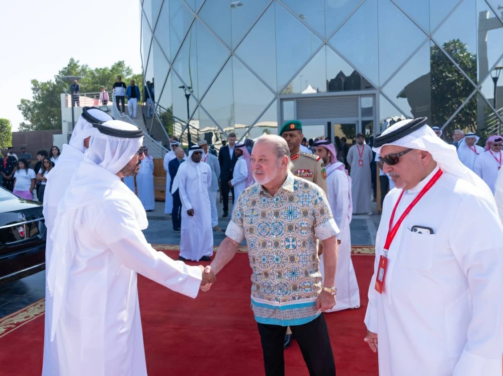 ولي العهد رئيس الوزراء: مواصلة العمل على تنمية وتطوير التعاون والتنسيق المشترك بين البحرين وماليزيا