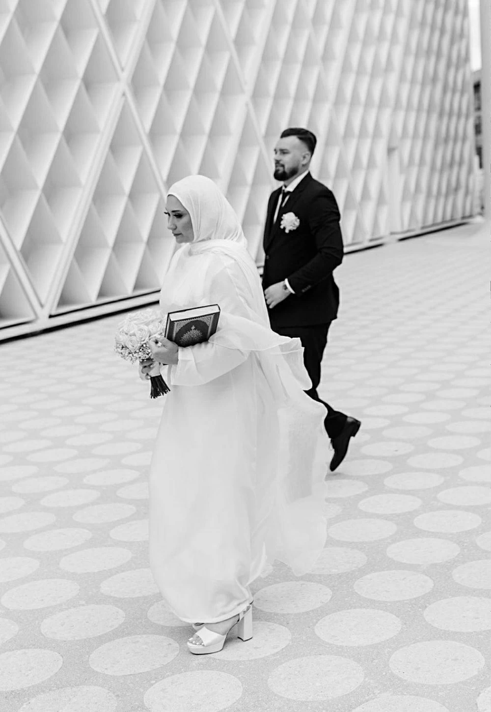 زوجان من سلوفينيا يختاران البحرين لقضاء شهر العسل